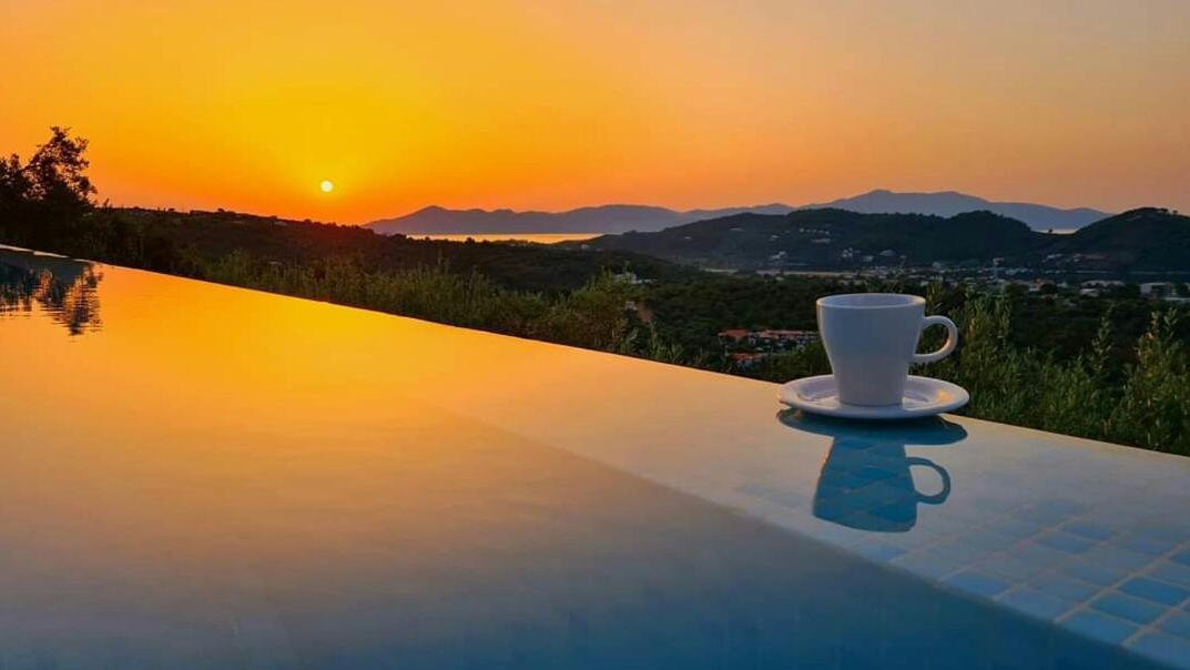 Skiathos Garden Cottages ภายนอก รูปภาพ