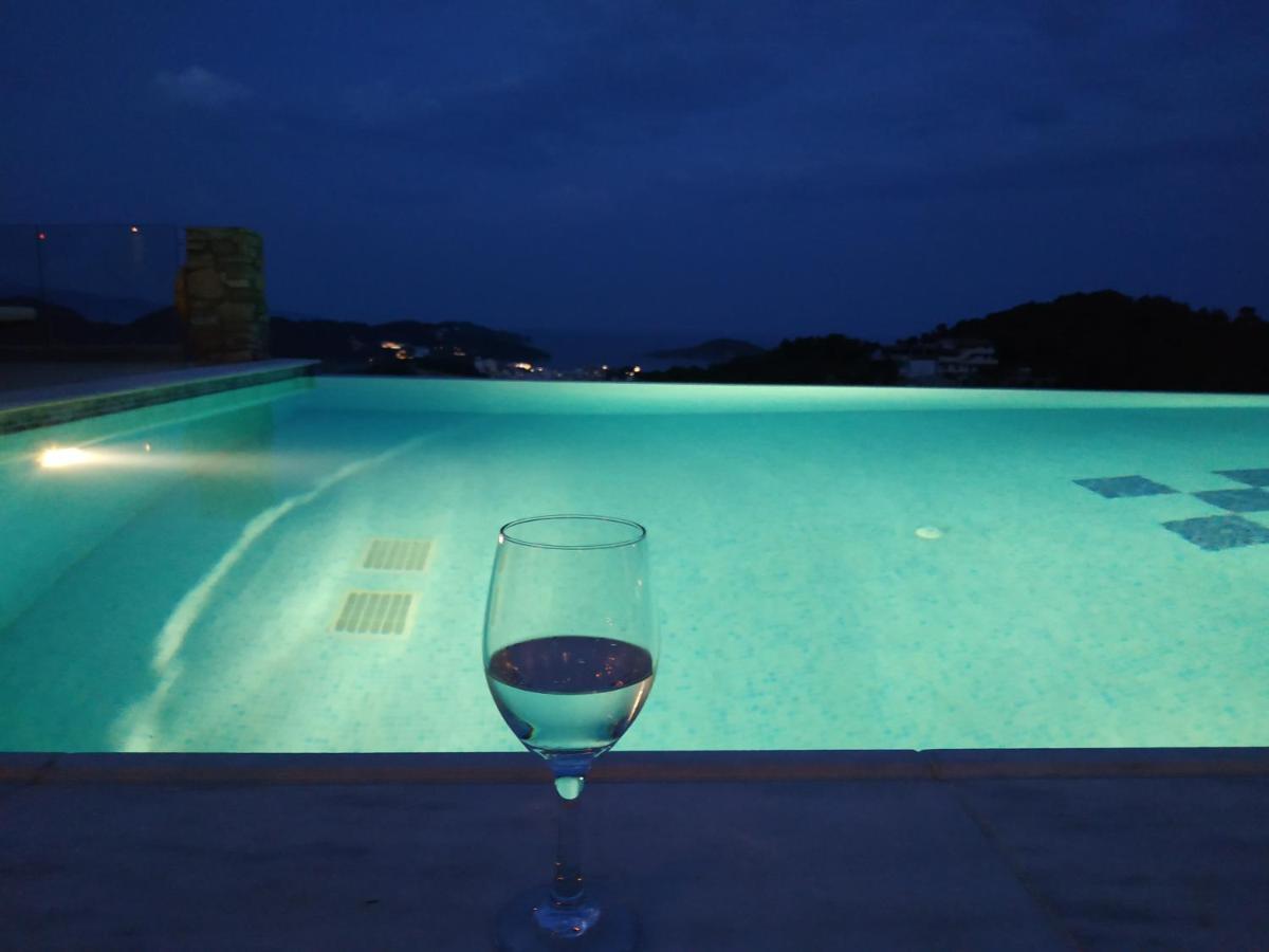 Skiathos Garden Cottages ภายนอก รูปภาพ