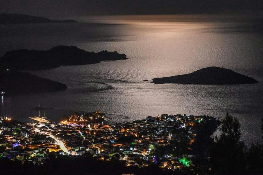Skiathos Garden Cottages ภายนอก รูปภาพ