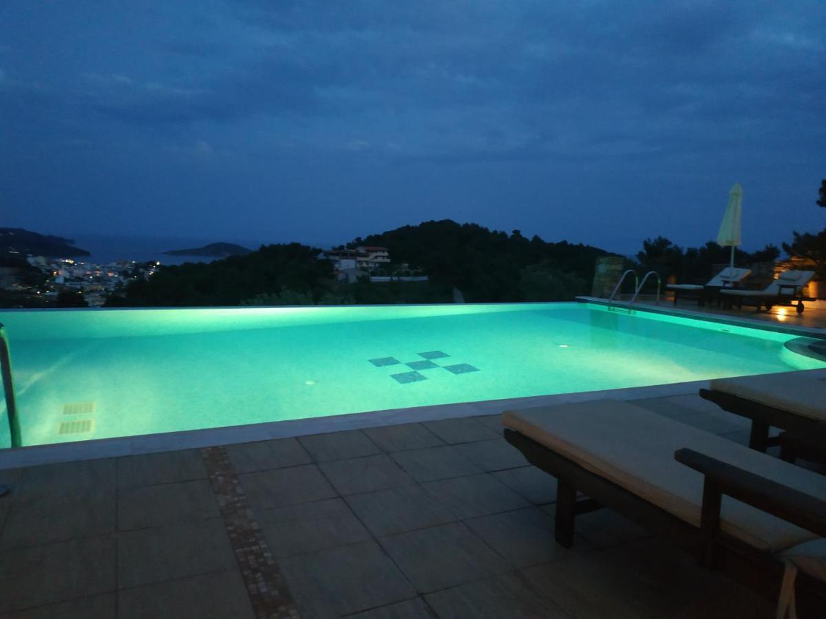 Skiathos Garden Cottages ภายนอก รูปภาพ