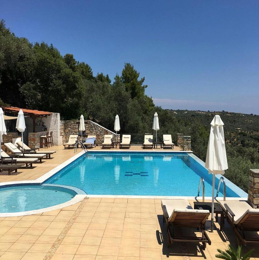 Skiathos Garden Cottages ภายนอก รูปภาพ