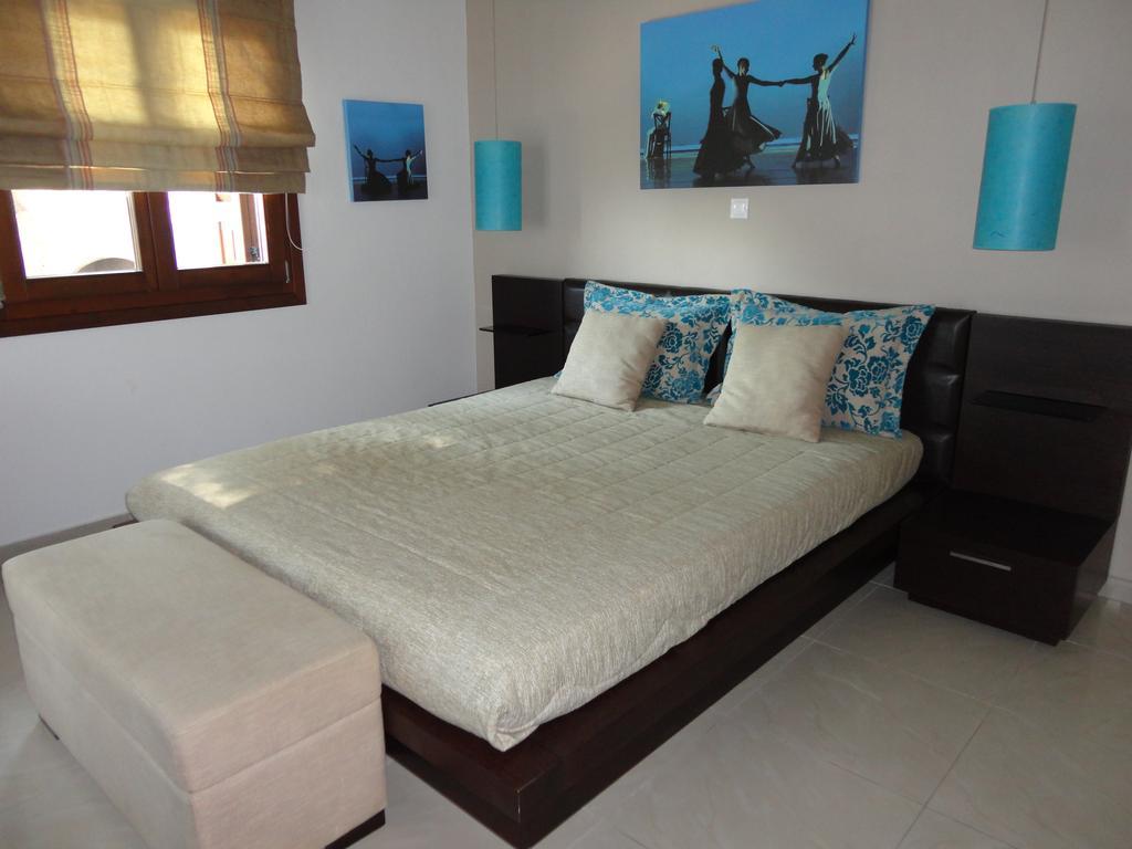 Skiathos Garden Cottages ภายนอก รูปภาพ